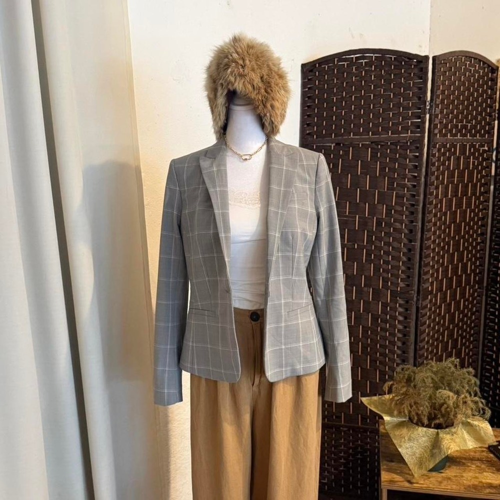 Women's Banana Republic Grey and white plaid blazer made of italian wool size 2